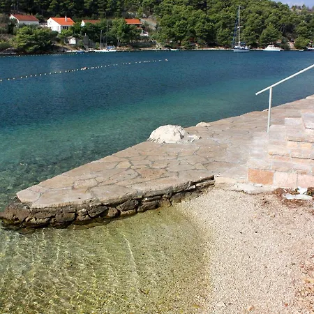With A Parking Space Milna, Brac - 14961 Appartement