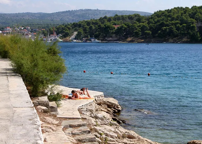 With A Parking Space Milna, Brac - 14961 Apartamento